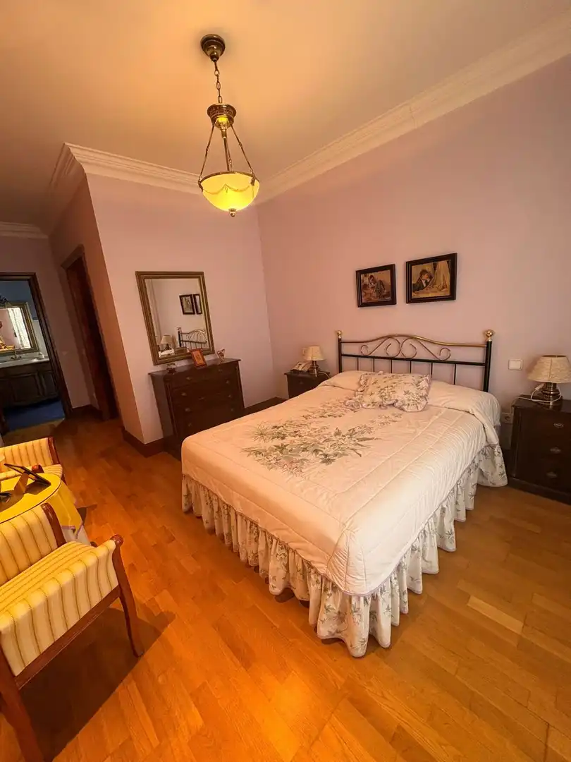 Dormitori de Casa o xalet en venda en Manzanares amb Aire condicionat, Calefacció i Terrassa