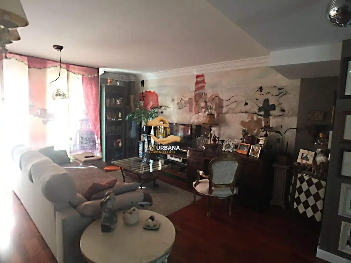 Wohnzimmer von Wohnung zum Verkauf in Salamanca mit Heizung, Privatgarten und Terrasse