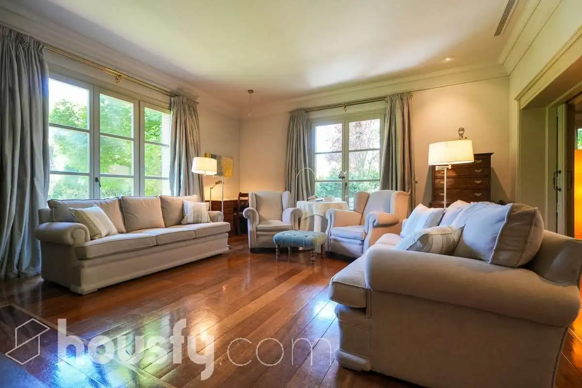 Living room of Houses for sale in Pozuelo de Alarcón  with Air Conditioner, Heating and Private garden