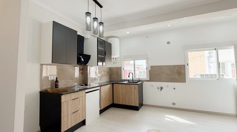Foto 4 de Piso en venta en Calle Maestro Serrano, Cardenal Benlloch, Mislata