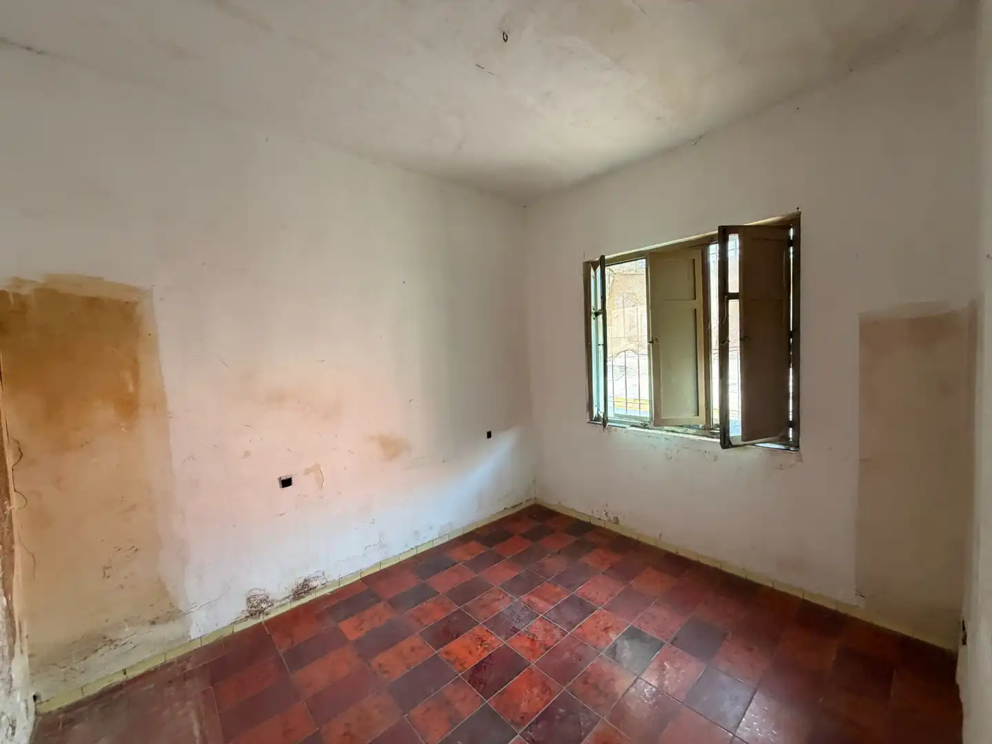 Casa adosada en venta en Cartagena con Terraza, Trastero y Alarma