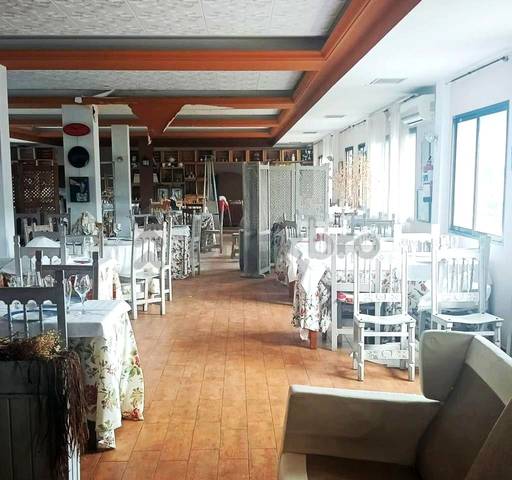 Local comercial en Venta en De La Constitución en Robledo de Chavela