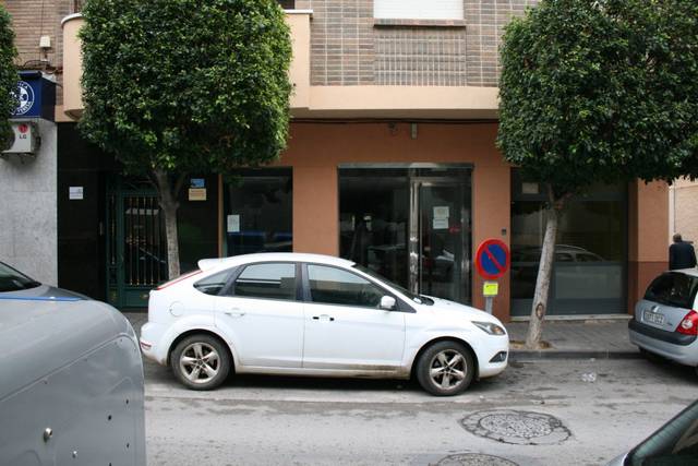 Local comercial en Alquiler en Centro