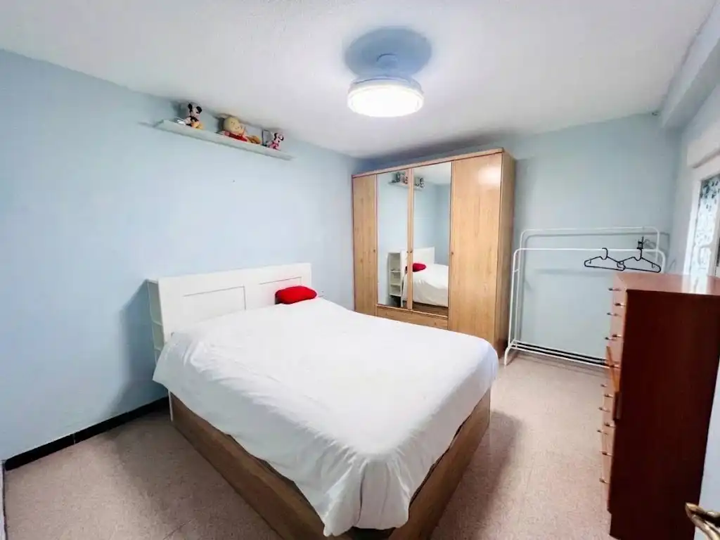 Habitación de Piso en venta en Petrer con Balcón