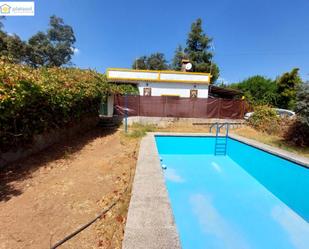 Swimming pool of Residential for sale in El Castillo de las Guardas