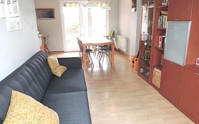 Living room of Flat for sale in Badalona  with Air Conditioner, Heating and Parquet flooring