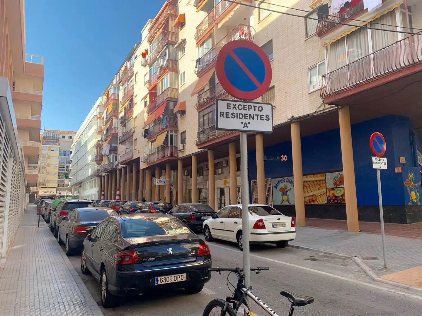 Vista exterior de Piso en venta en Benidorm con Aire acondicionado, Terraza y Amueblado