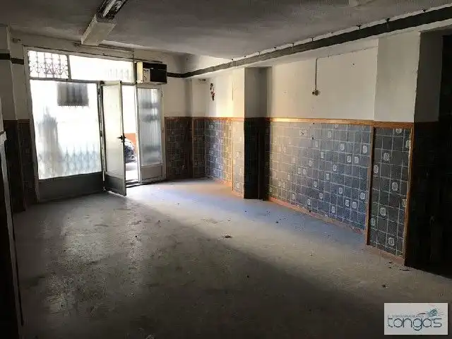 Local de alquiler en La Pobla del Duc con Aire acondicionado
