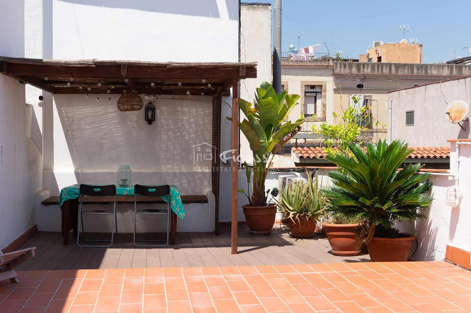 Terrace of Attic to rent in  Barcelona Capital  with Air Conditioner, Heating and Parquet flooring