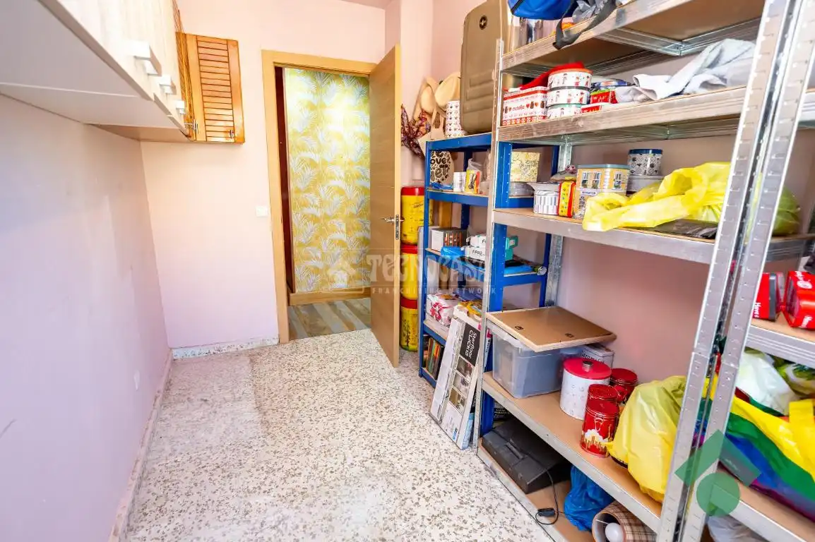 Piso en venta en Algeciras con Calefacción