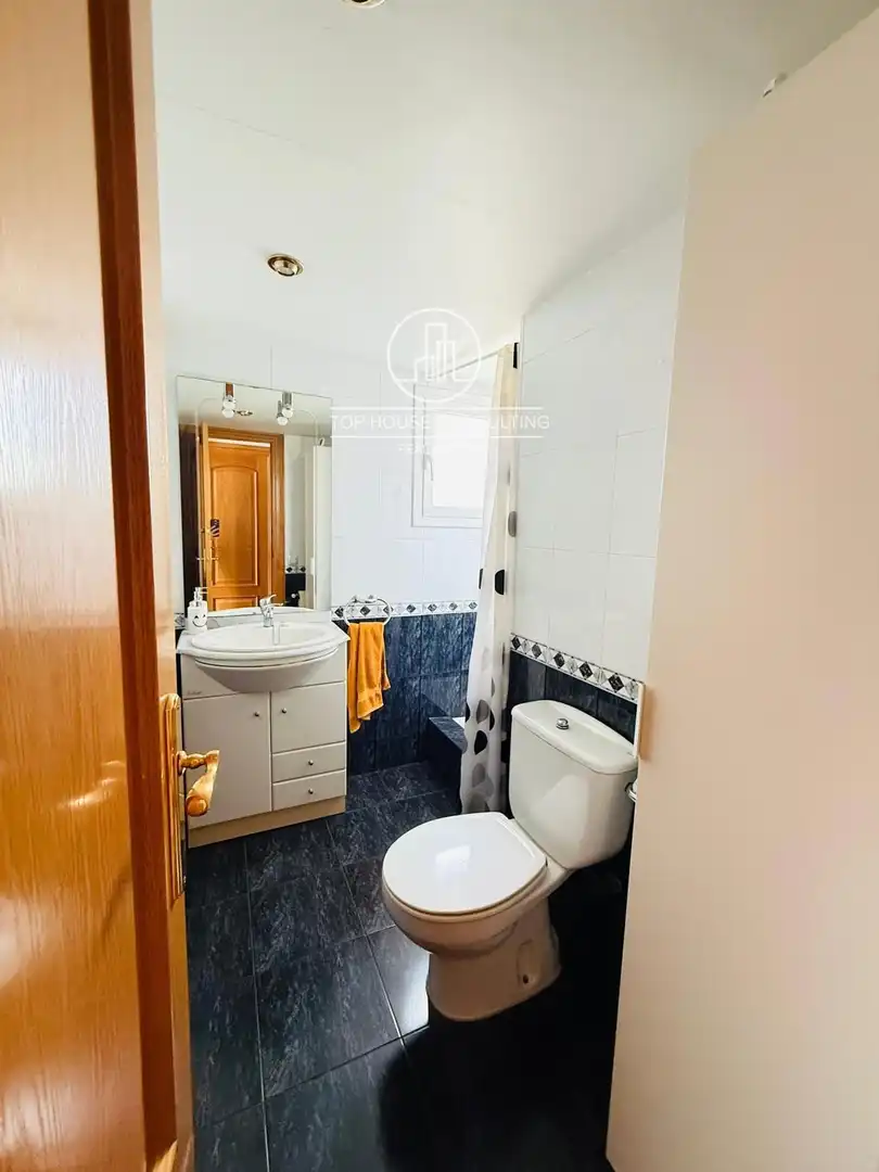 Badezimmer von Wohnung zum Verkauf in Sant Andreu de Llavaneres mit Heizung, Terrasse und Schwimmbad