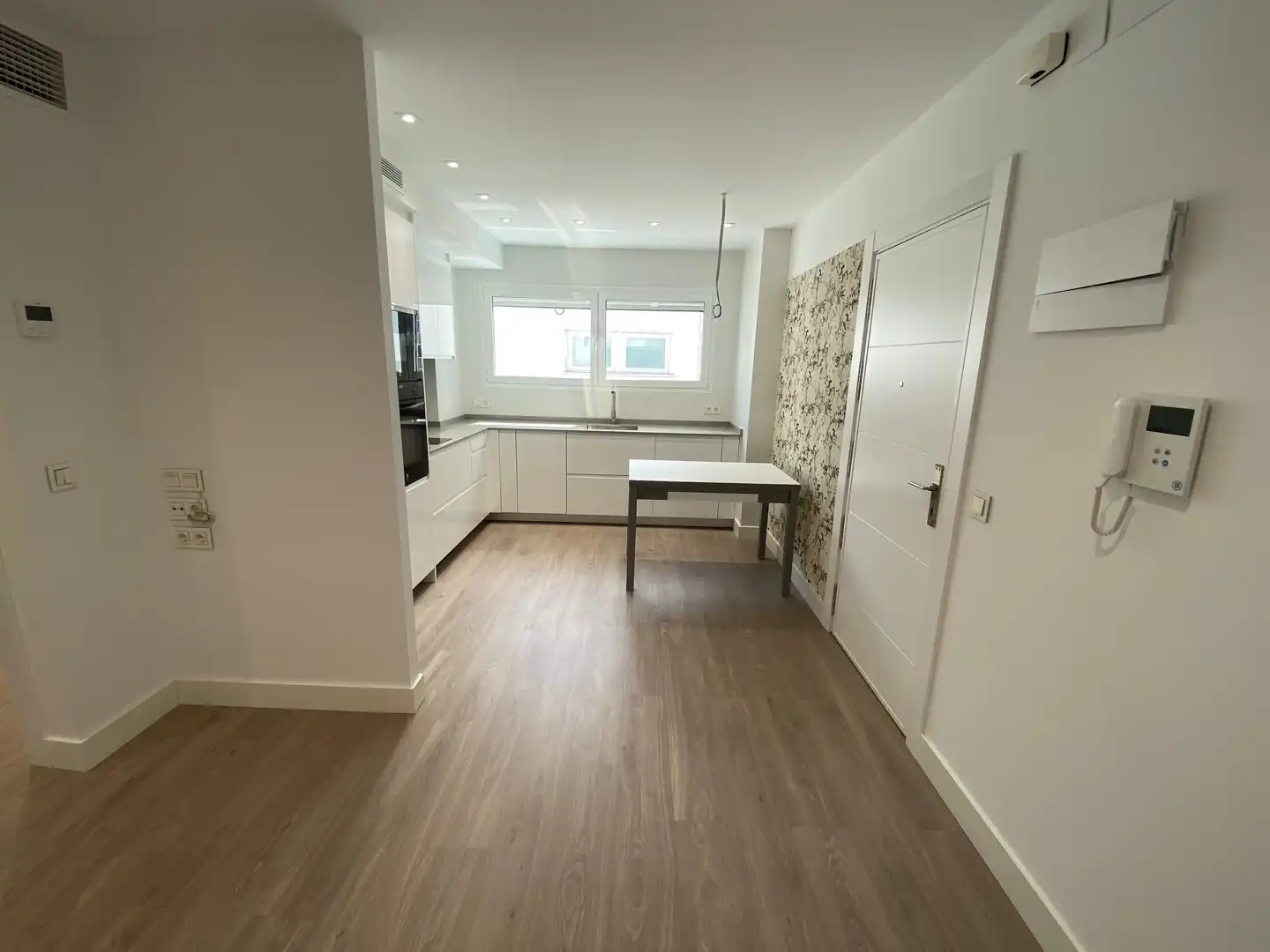 Kitchen of Study for rent in Zaragoza  with Furnished