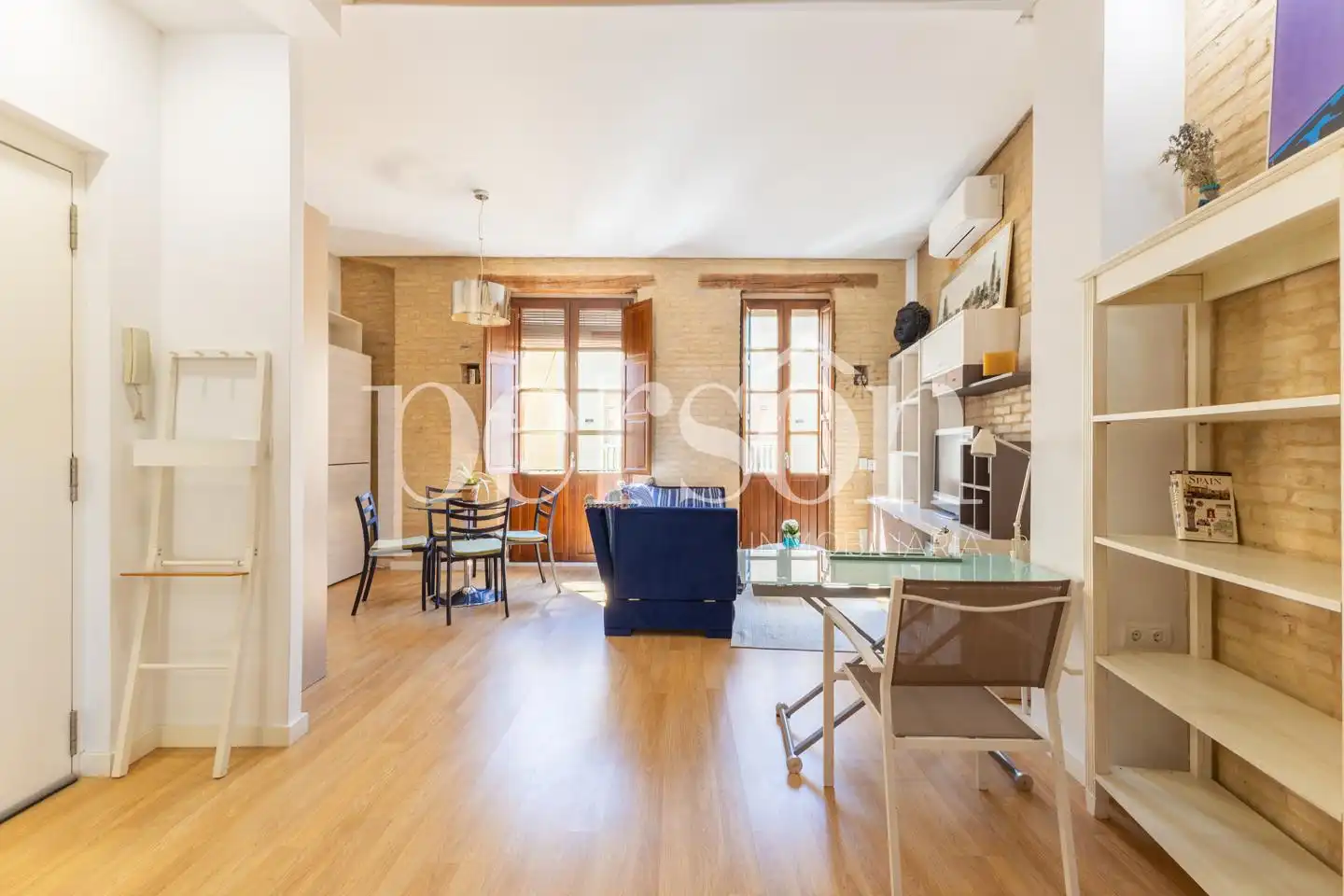 Wohnzimmer von Loft zur Miete in Valencia mit Klimaanlage, Heizung und Möbliert