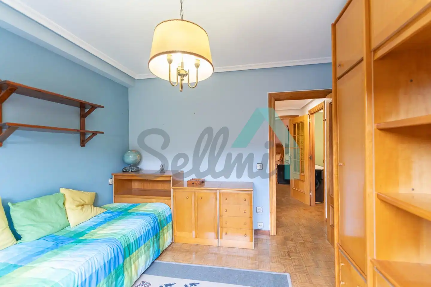Habitación de Piso de alquiler en Oviedo  con Calefacción, Parquet y Terraza