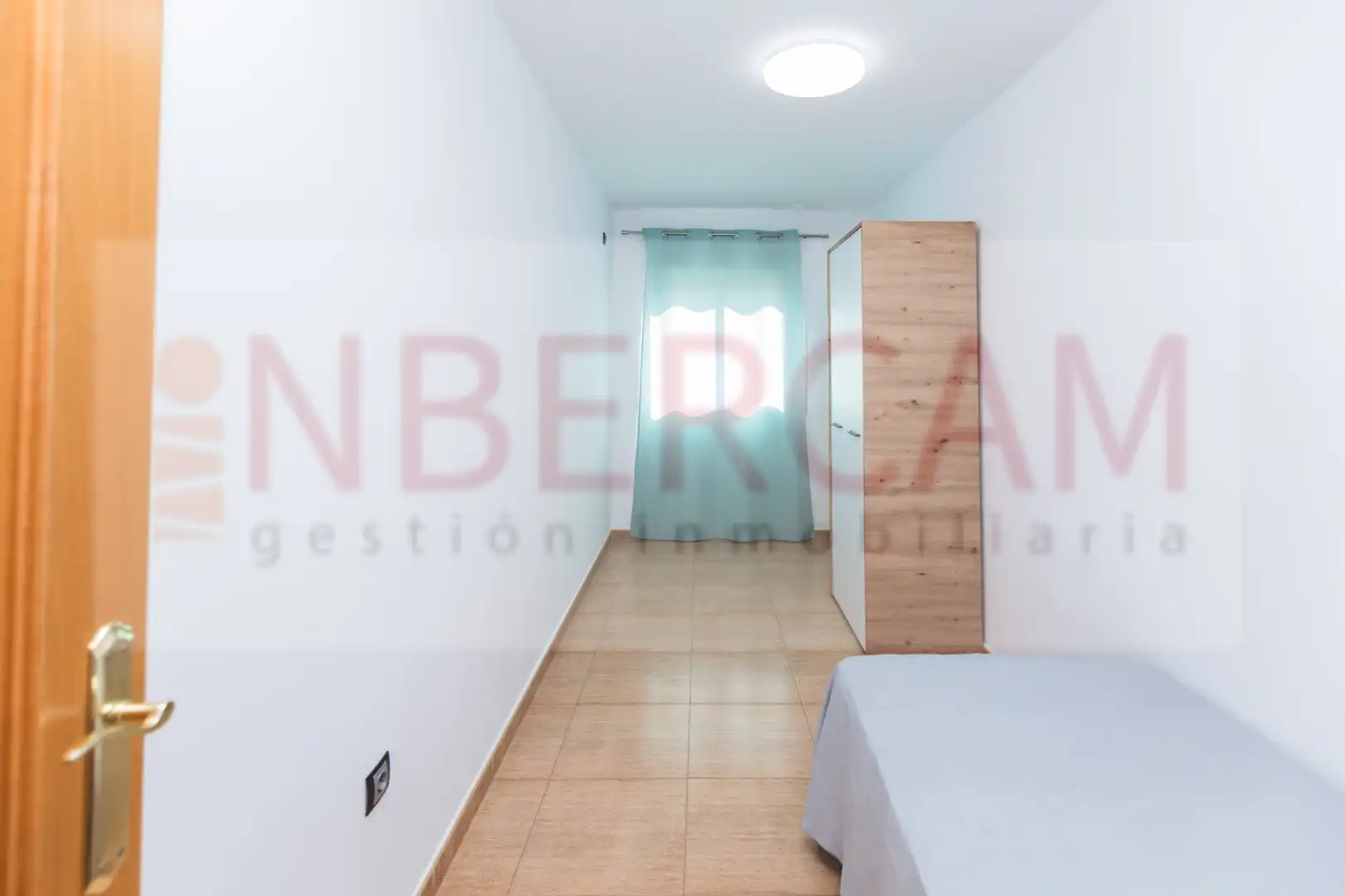 Habitación de Piso en venta en El Ejido con Amueblado y Balcón