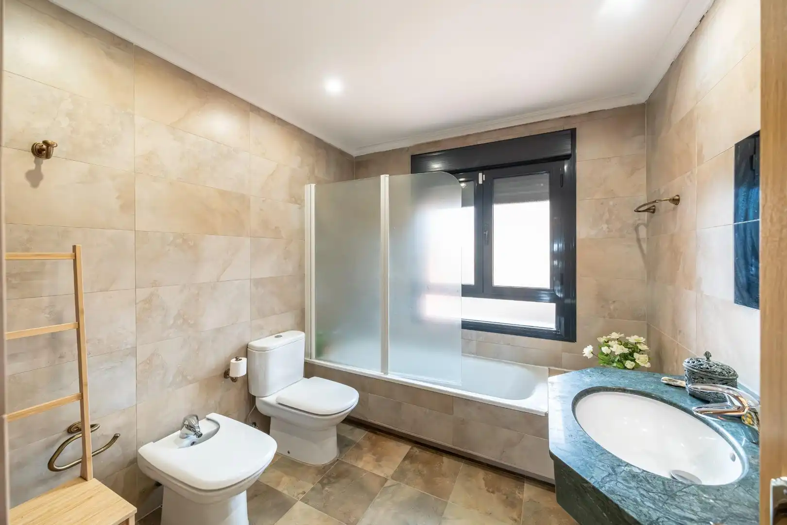 Chalet con piscina en venta en Sevilla la Nueva, imagen 35
