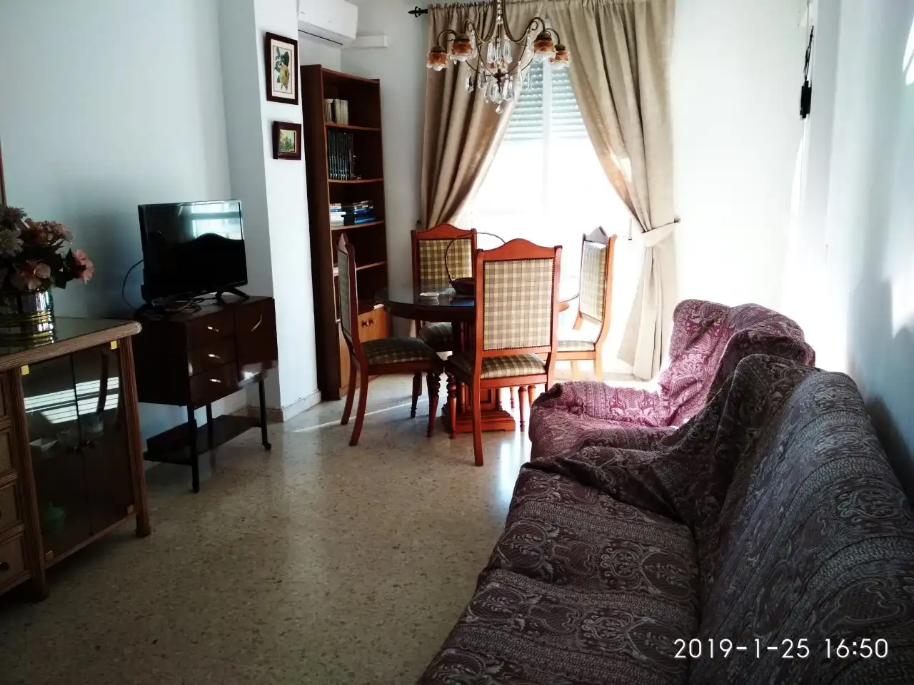 Sala de estar de Piso de alquiler en Sanlúcar de Barrameda con Aire acondicionado, Calefacción y Terraza