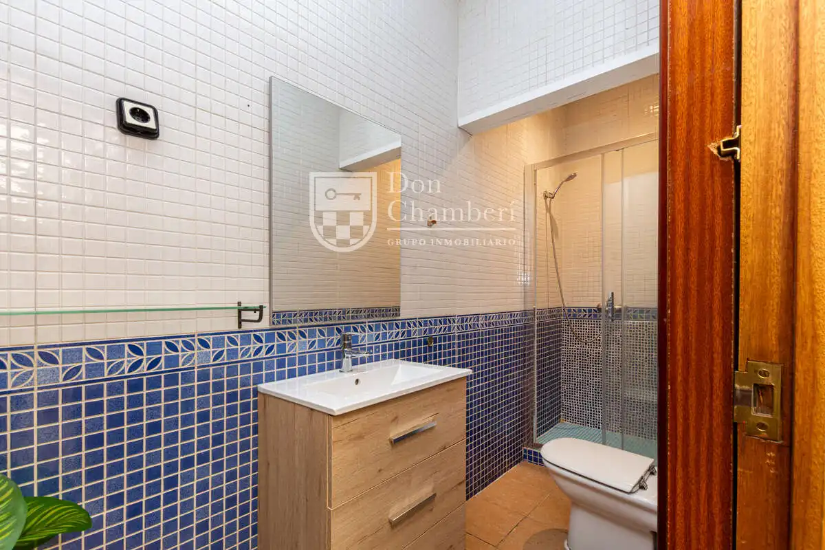 Badezimmer von Wohnung zum Verkauf in Madrid