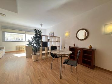 Studio with pool to rent in Calle de Serrano