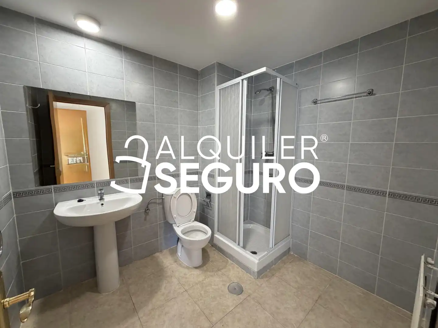 Bathroom of Flat for rent in Aranjuez  with Heating and Terrace
