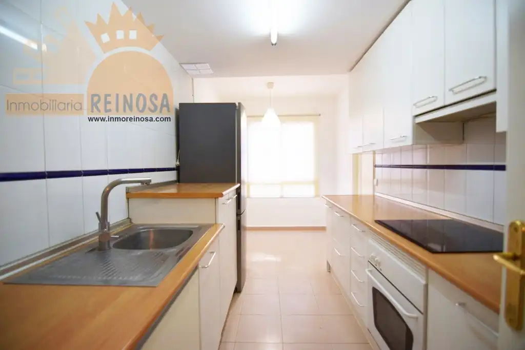 Ground floor with lift for sale in Avenida del Golf, imagen 12