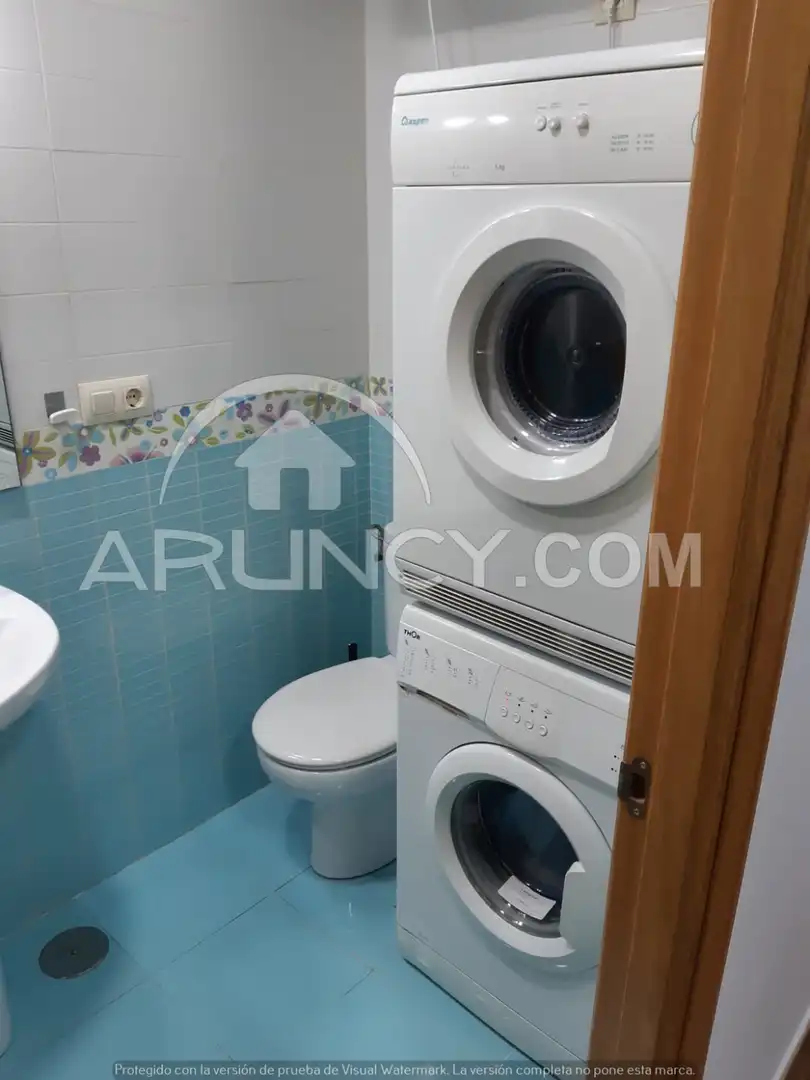 Bathroom of Flat for rent in Alcalá de Guadaira  with Furnished