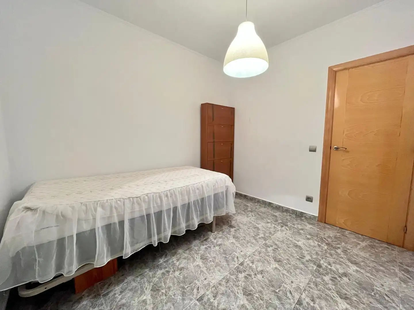 Habitación de Piso en venta en Badalona con Aire acondicionado y Calefacción