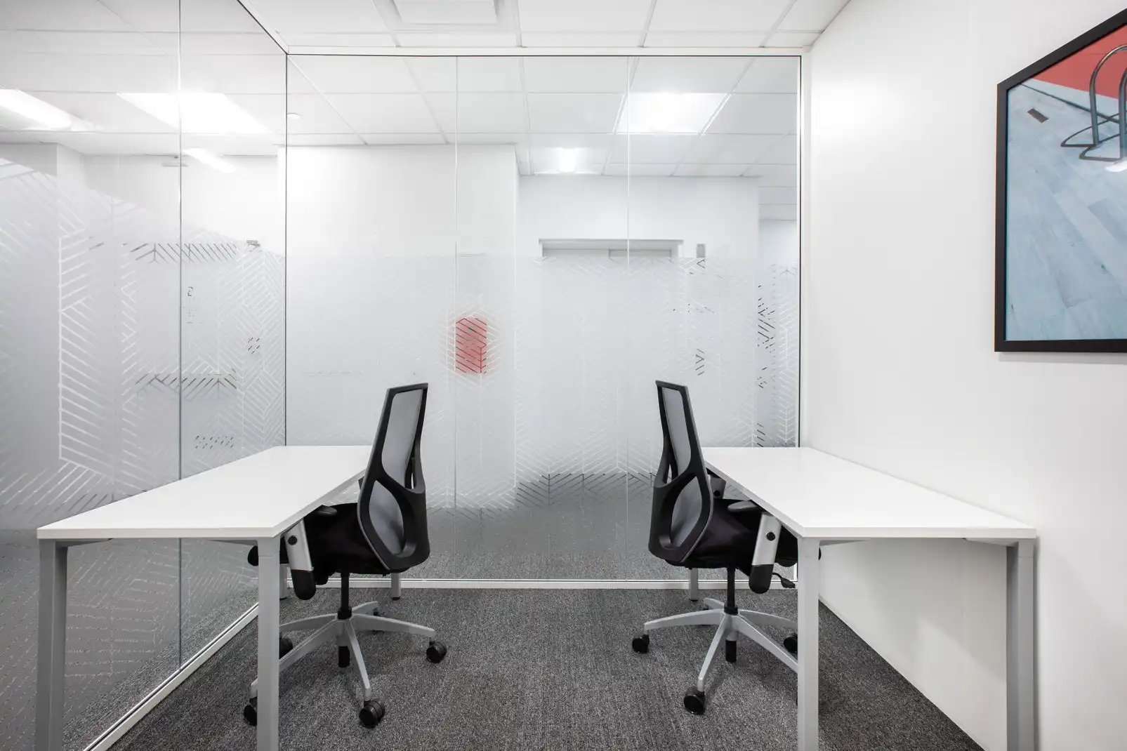 Büro zur Miete in La Moraleja mit Klimaanlage, Heizung und Möbliert