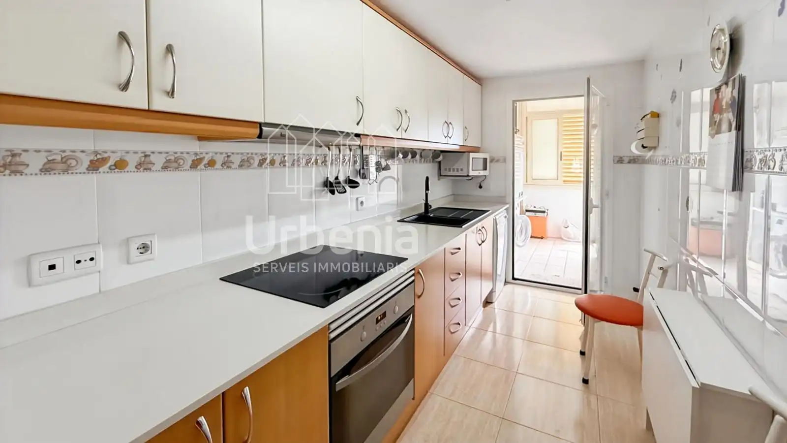 Cuina de Dúplex en venda en Mataró amb Aire condicionat, Calefacció i Terrassa