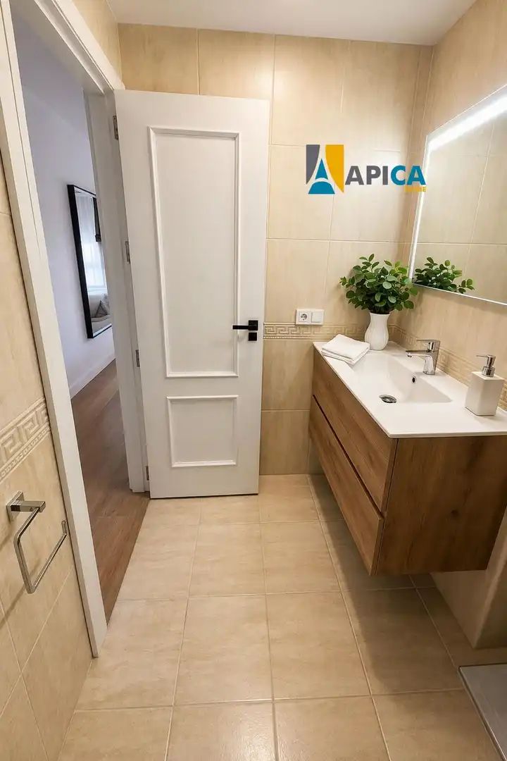 Baño de Piso en venta en Algeciras con Aire acondicionado y Terraza