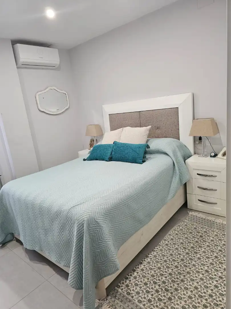Habitación de Piso en venta en Badajoz con Aire acondicionado, Calefacción y Balcón