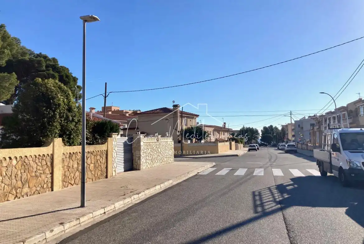 Casa pareada en venta en Miami Platja