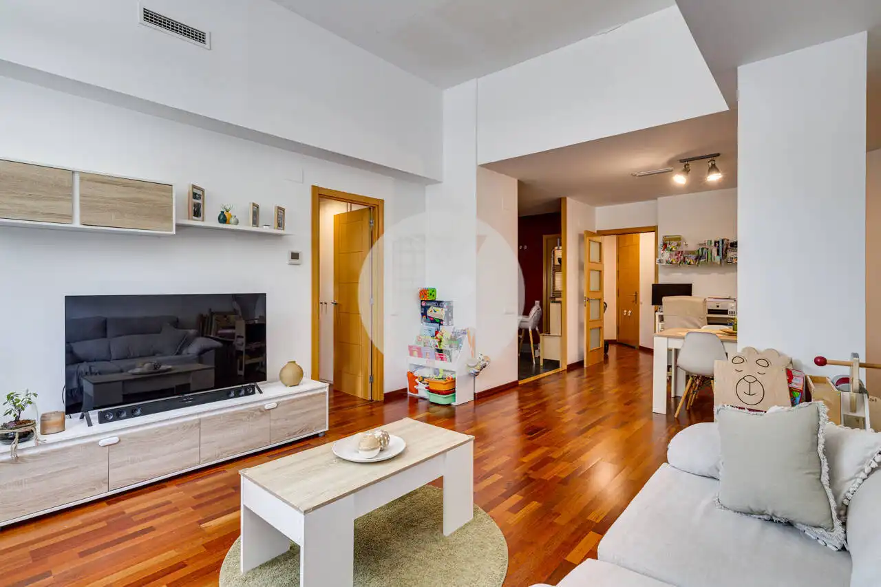 Sala de estar de Planta baja en venta en Barcelona con Aire acondicionado y Trastero