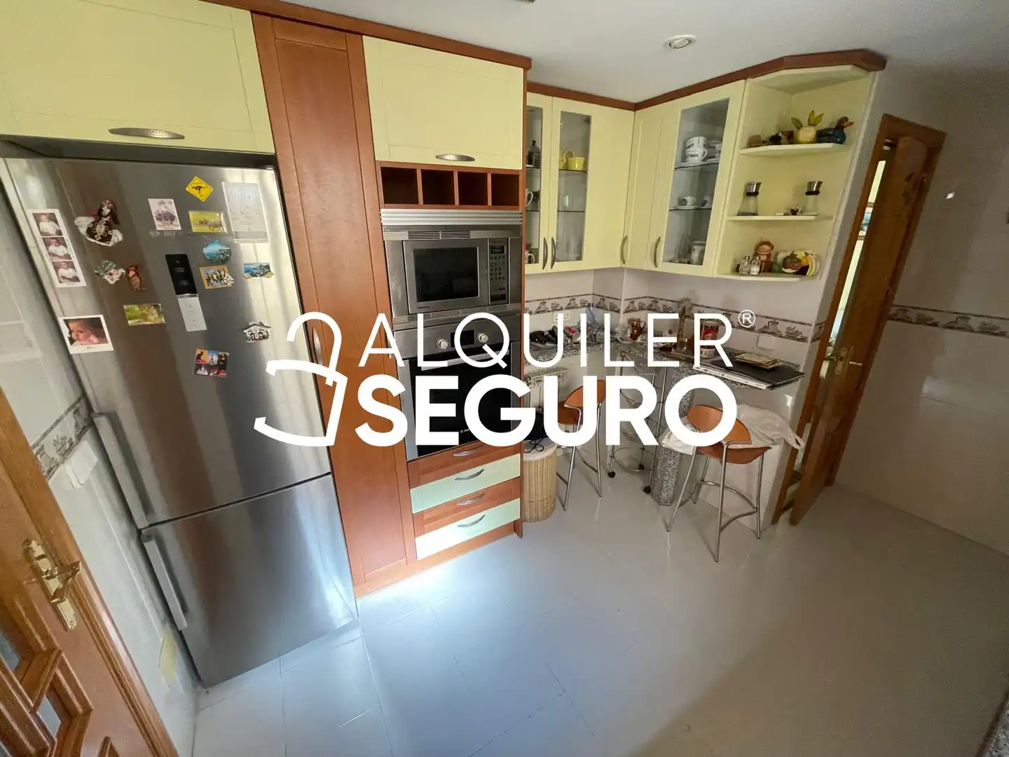 Cocina de Piso de alquiler en Madrid con Calefacción, Terraza y Amueblado
