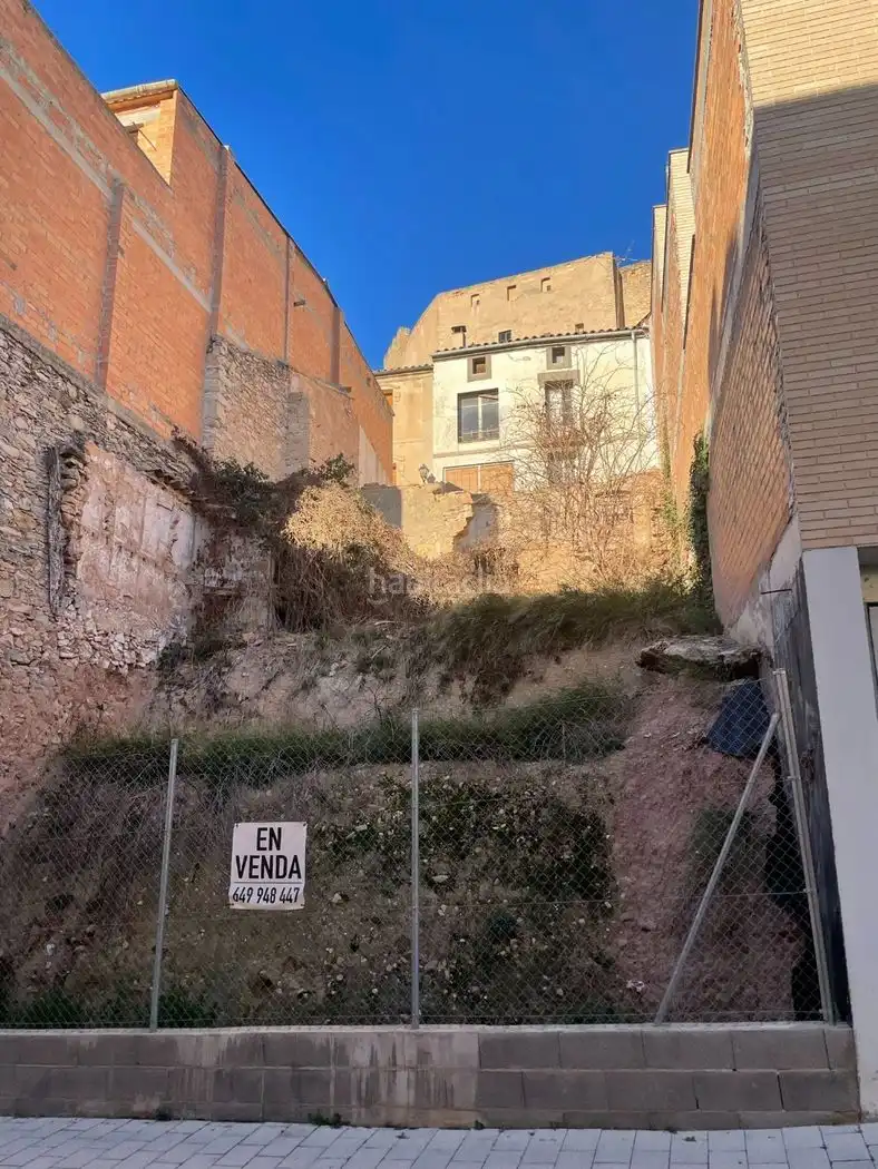 Residential land for sale in Carrer de Sentfores 18, imagen 3