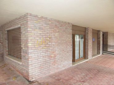 Local commercial à vendre à olimpia 1