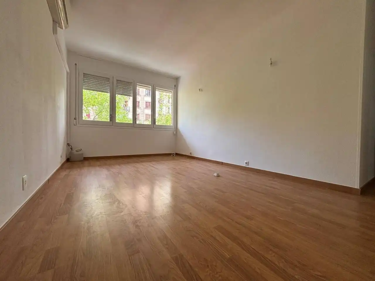 Wohnung mit Aufzug zum Verkauf in Calle Teodor Bonaplata