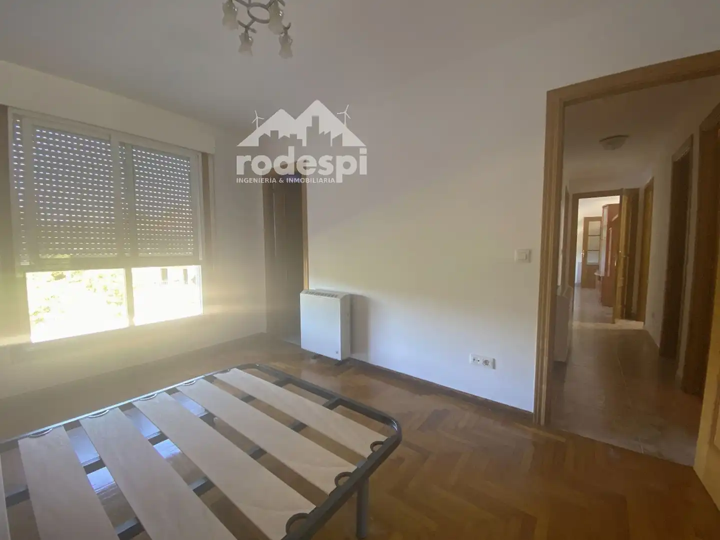 Habitación de Piso de alquiler en A Cañiza   con Calefacción, Terraza y Trastero