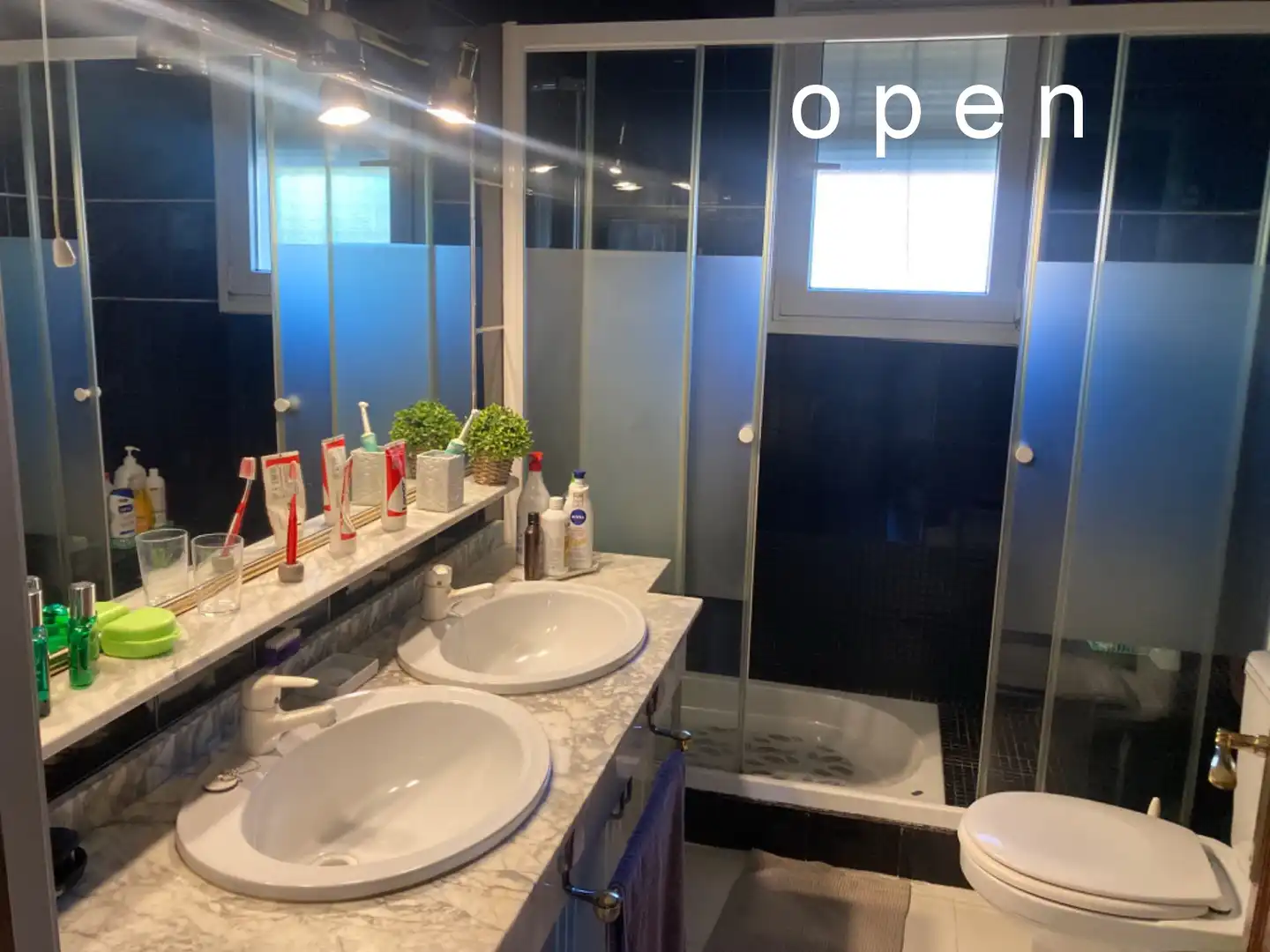 Baño de Casa o chalet en venta en Córdoba con Aire acondicionado, Calefacción y Jardín privado