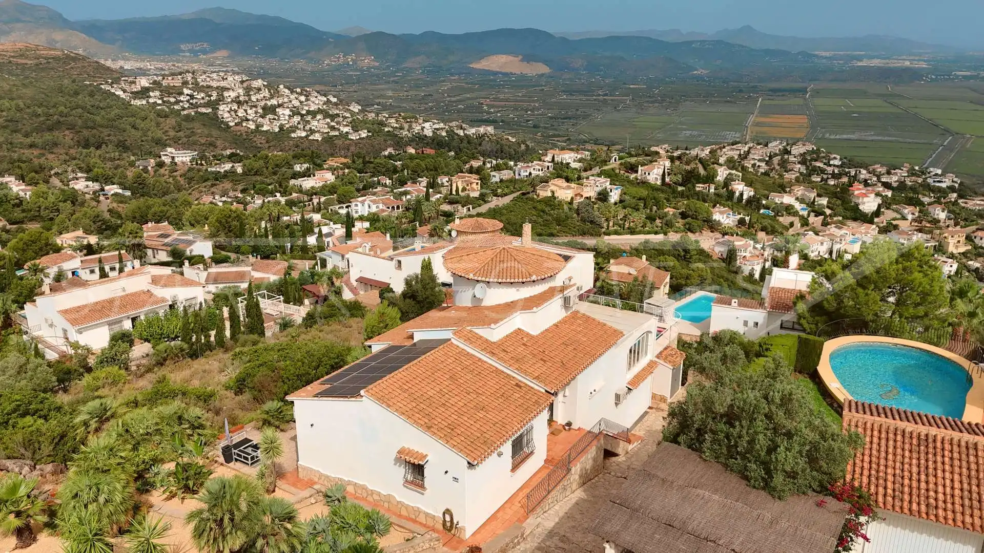 Vista exterior de Casa o xalet en venda en La Vall d'Ebo amb Aire condicionat, Jardí privat i Piscina