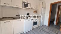 Cuina de Apartament en venda en Cambrils amb Terrassa, Moblat i Forn