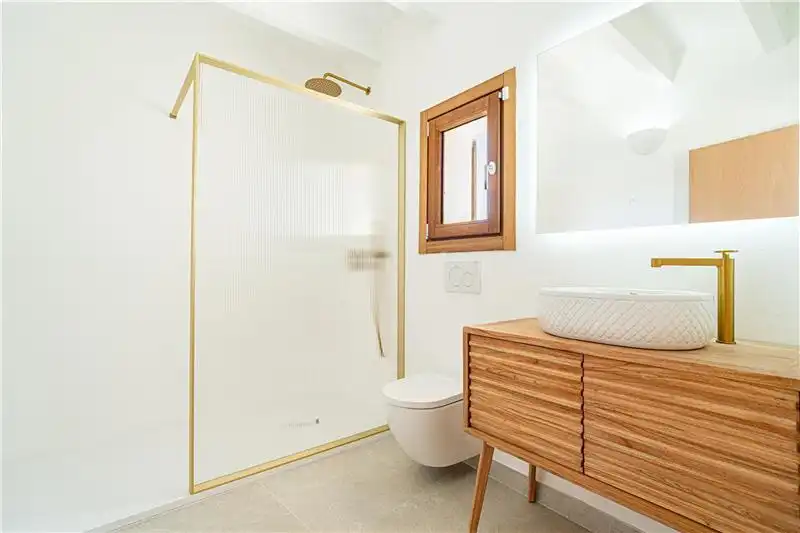 Baño de Casa adosada en venta en Artà con Aire acondicionado, Calefacción y Terraza