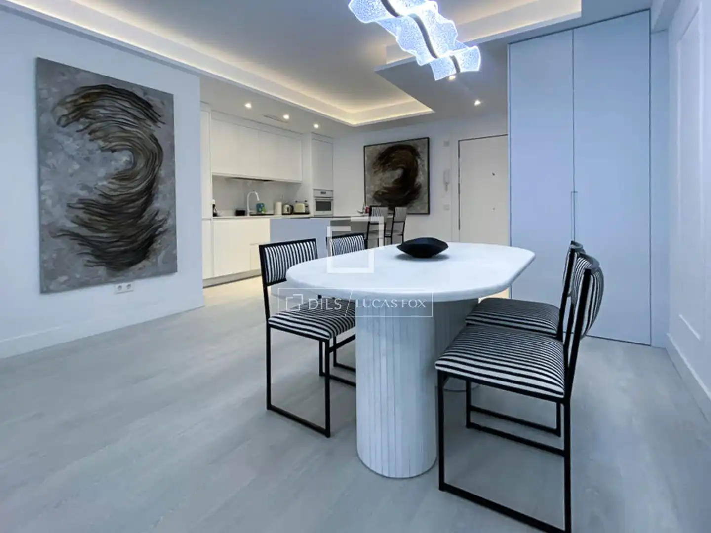 Comedor de Piso de alquiler en Sant Miquel de Fluvià con Aire acondicionado, Parquet y Amueblado