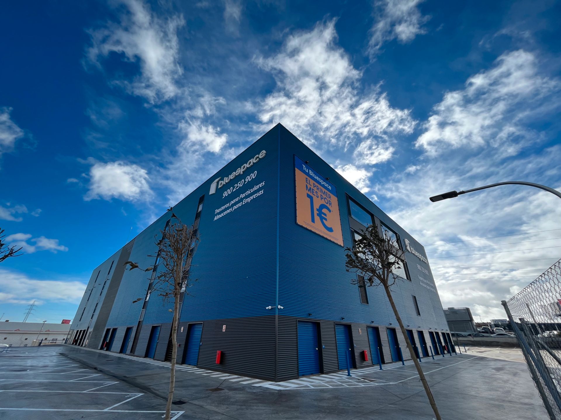 Vista exterior de Trastero de alquiler en Alcorcón con Alarma