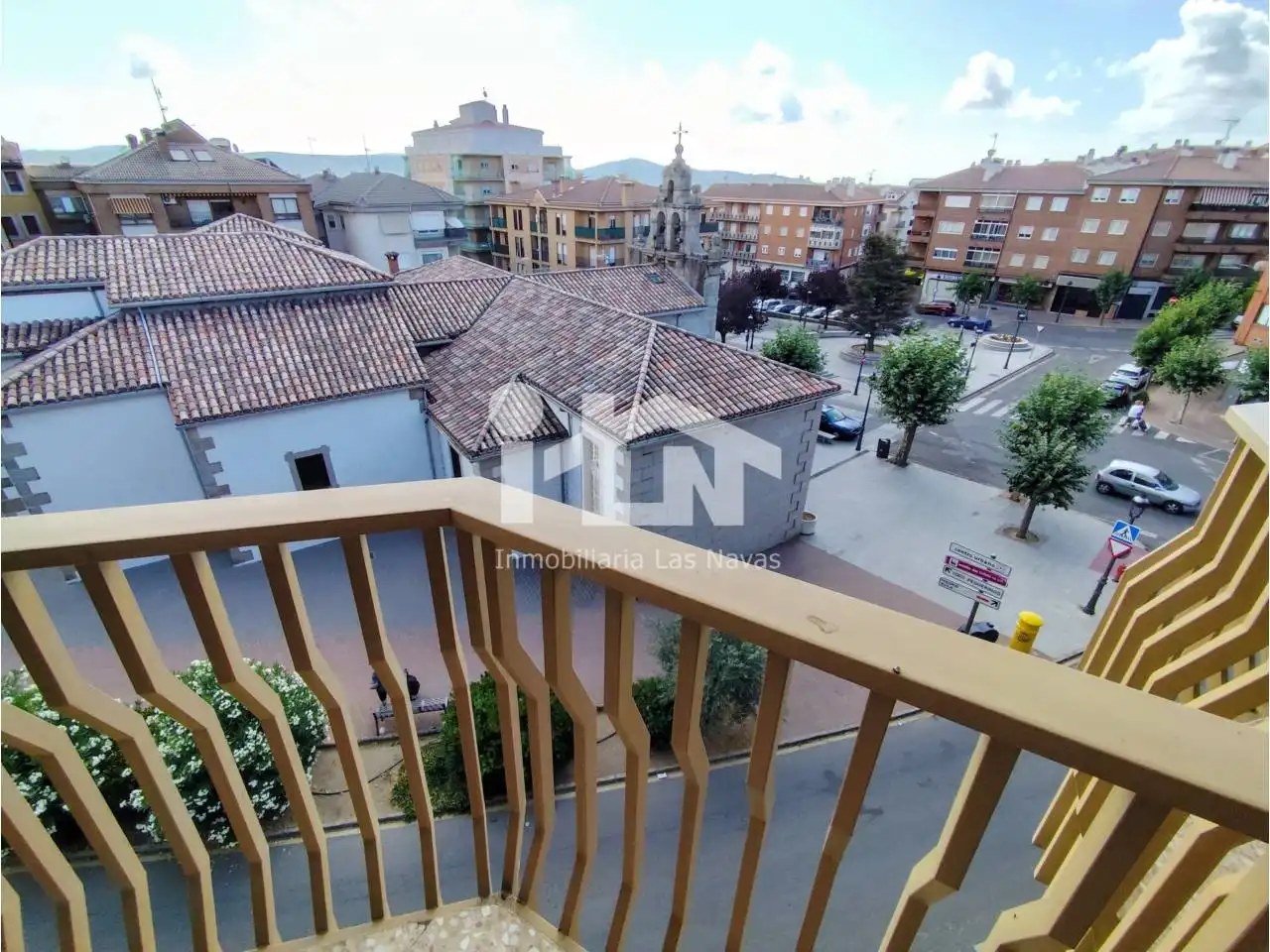Terraza de Piso en venta en Las Navas del Marqués  con Calefacción, Parquet y Terraza