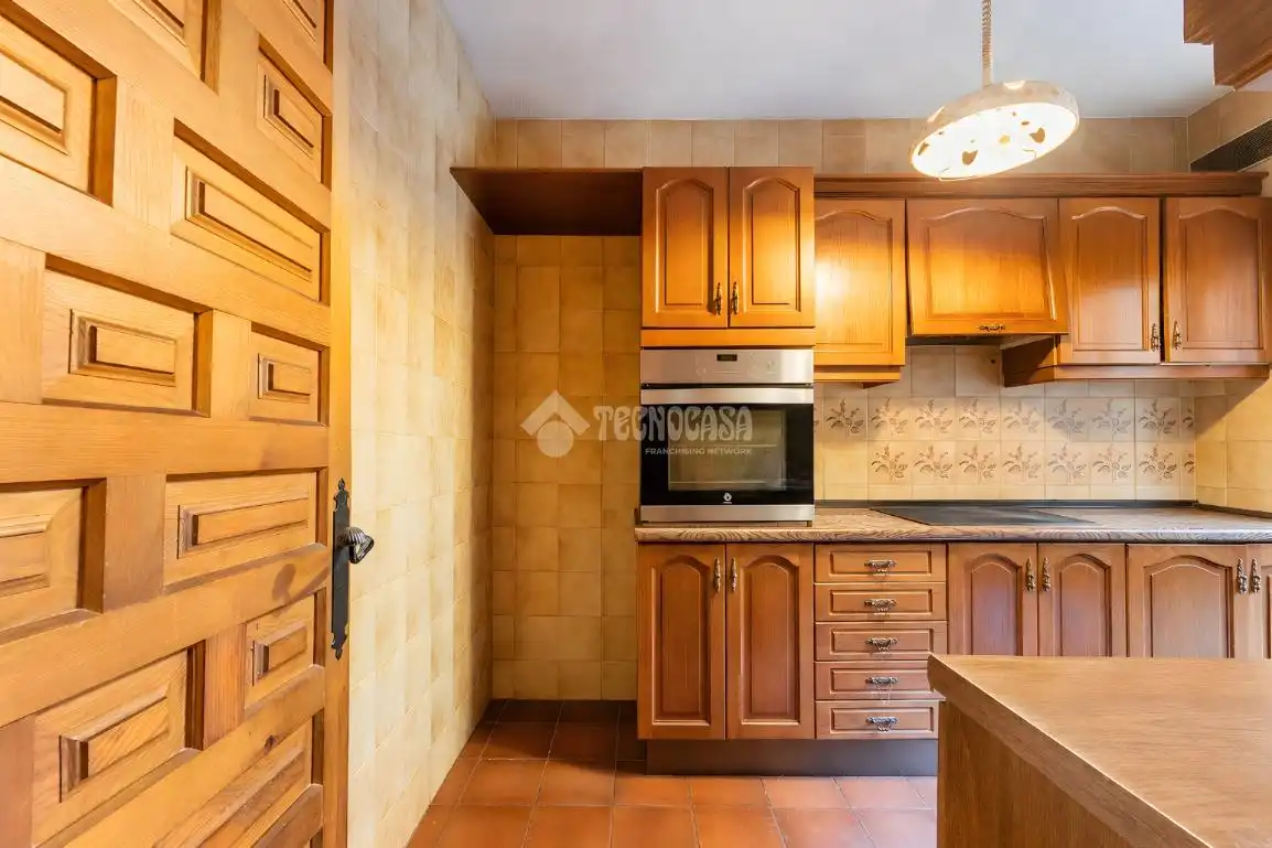 Cocina de Casa adosada en venta en Torrelodones con Calefacción, Jardín privado y Terraza