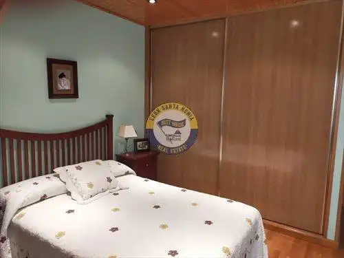 Bedroom of Houses for sale in Santovenia de la Valdoncina  with Heating, Terrace and Furnished
