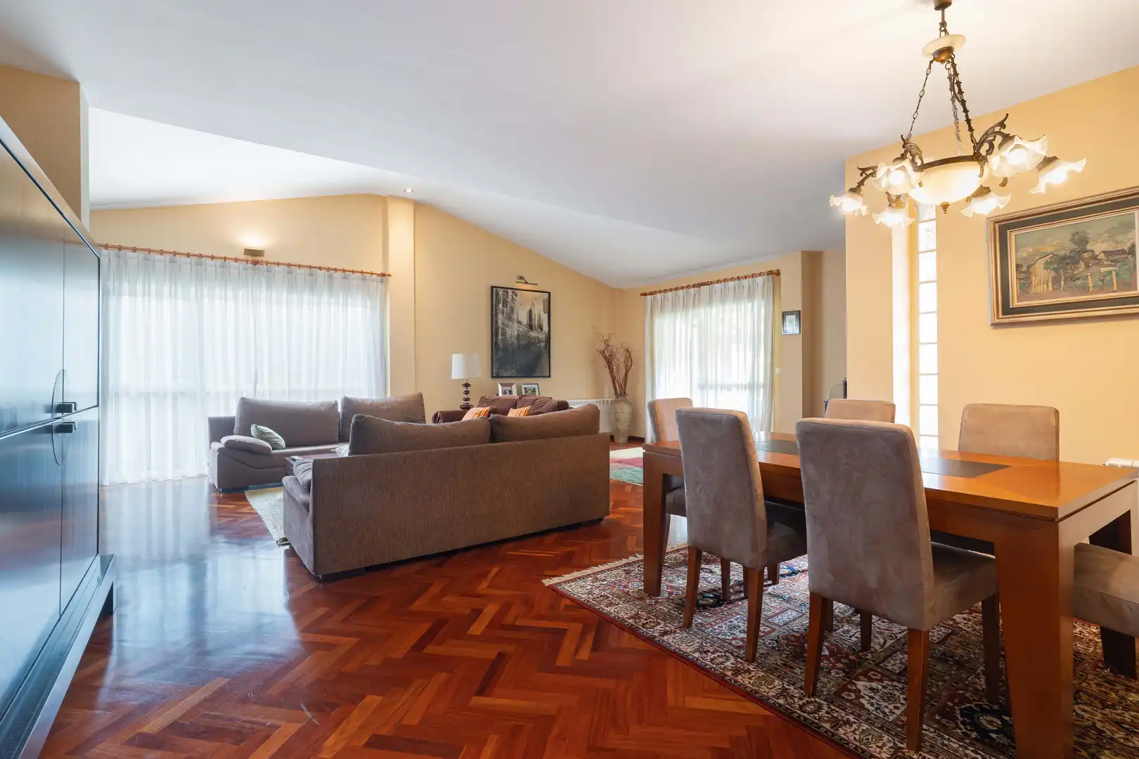 Sala de estar de Casa o chalet en venta en Sada (A Coruña) con Calefacción, Jardín privado y Piscina