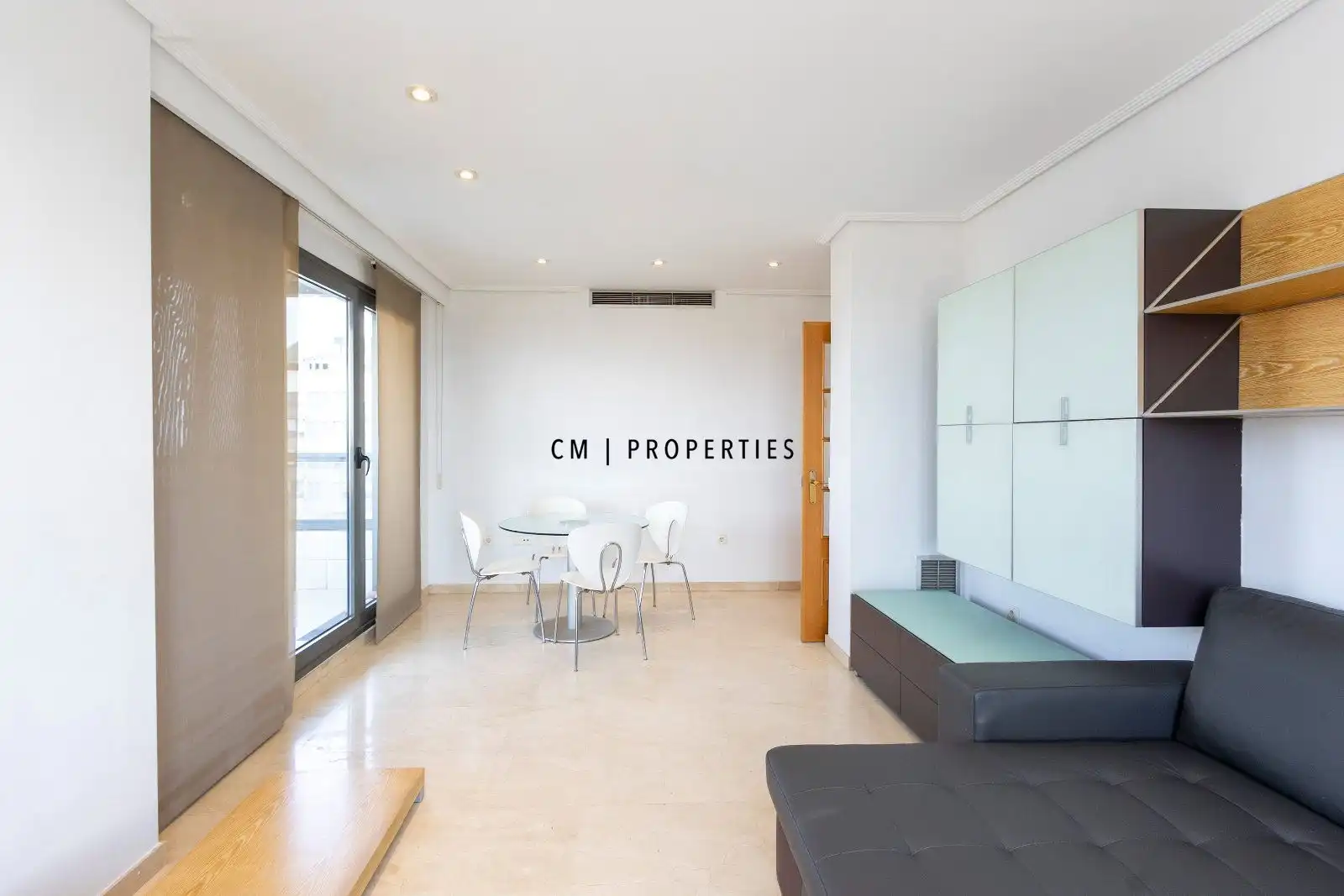 Living room of Flat for rent in Valencia  with Air Conditioner, Heating and Terrace