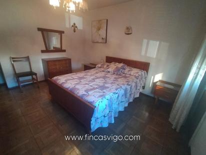 Bedroom of Flat for sale in Vigo 